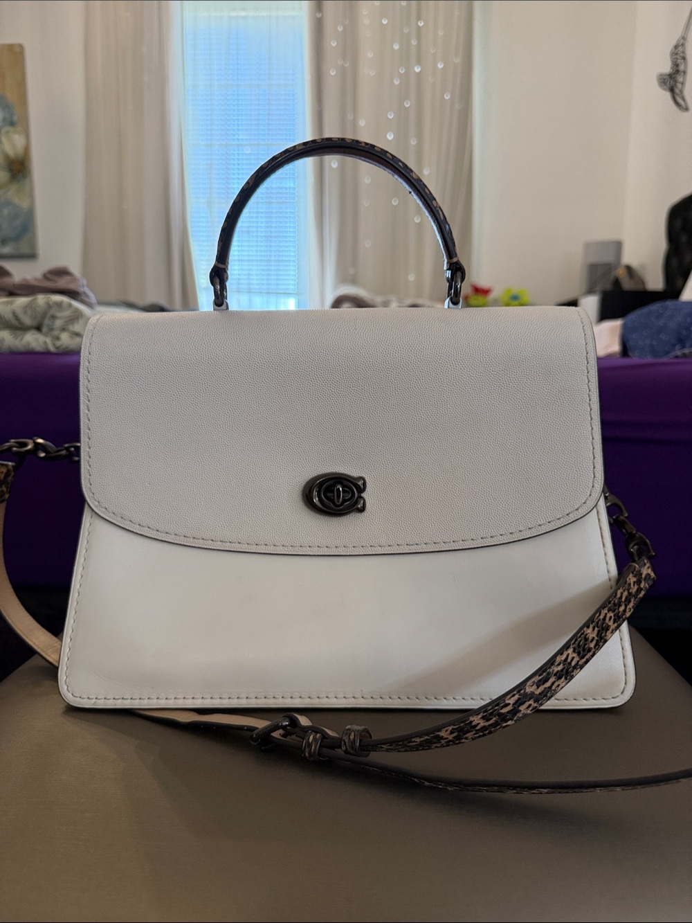 Coach Classic White Top-Handle snake embossed strap Satchel Bag